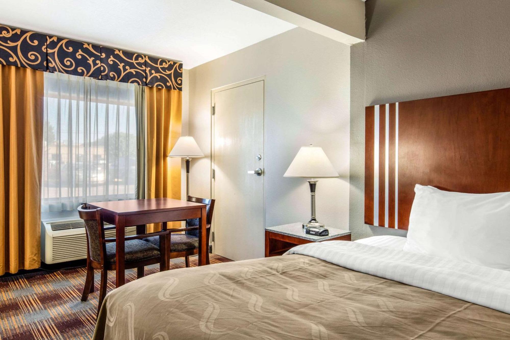 King Room - Accessible/Non-Smoking