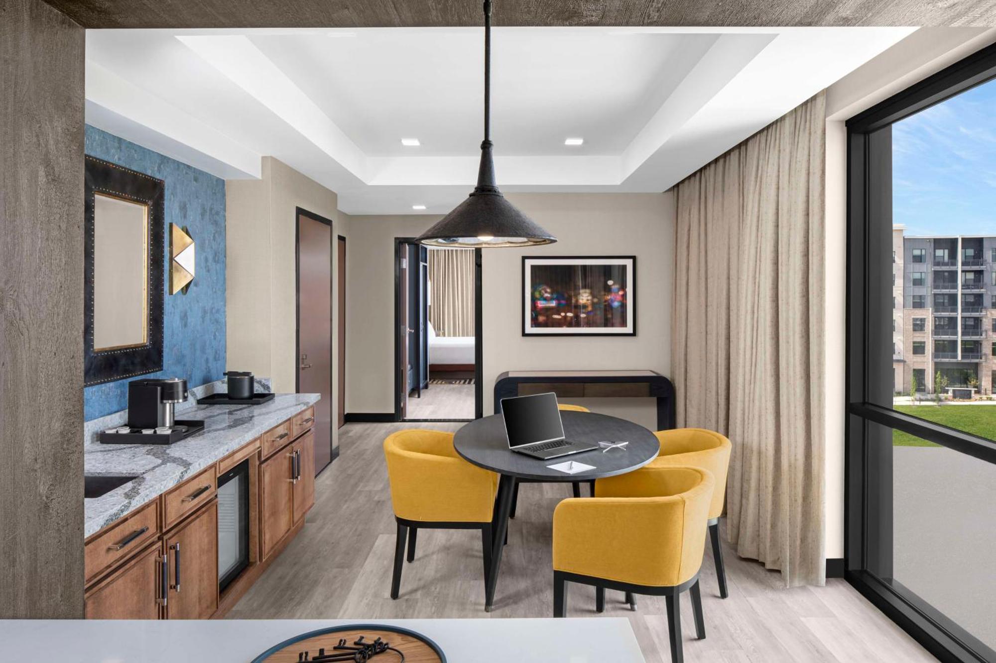 Suite