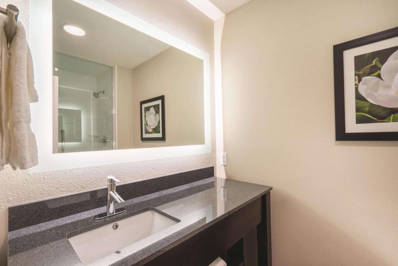 Executive King Room