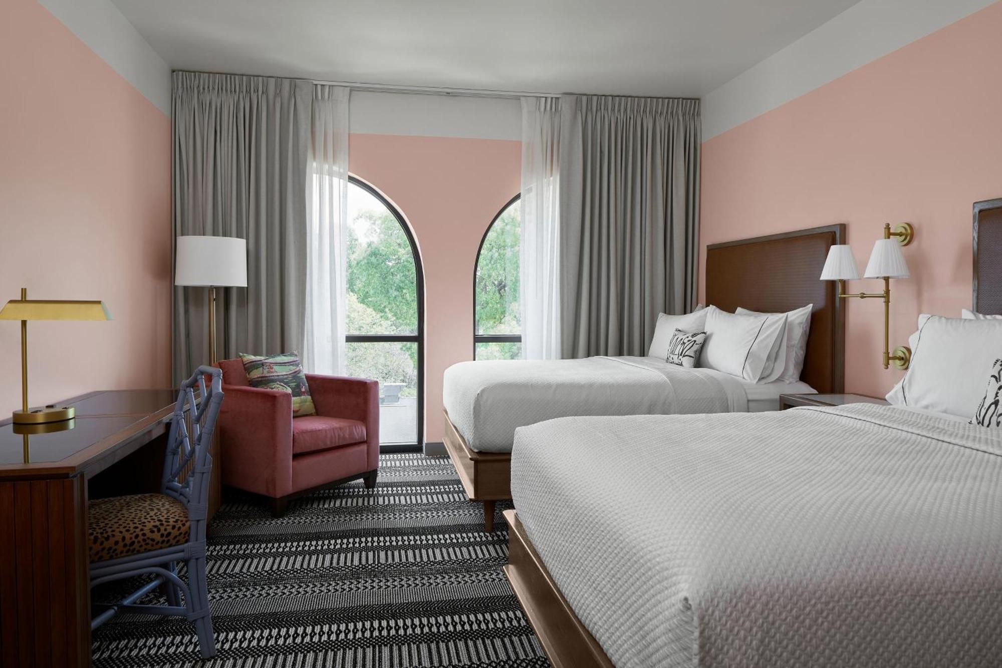 Standard Guest Room 2 Queen Bed