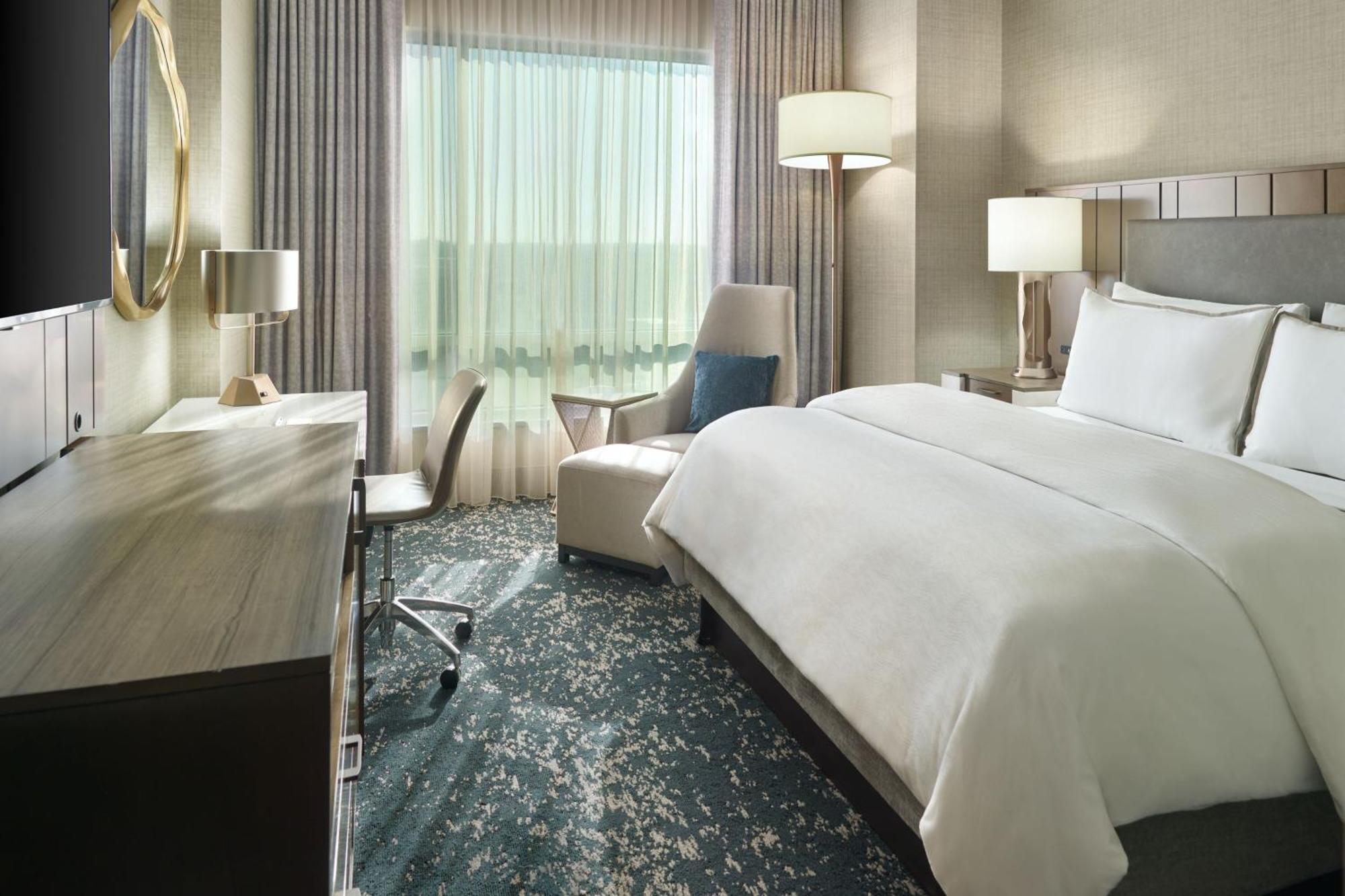 Traditional King Room - Hearing Accessible,1613676145:JPEG