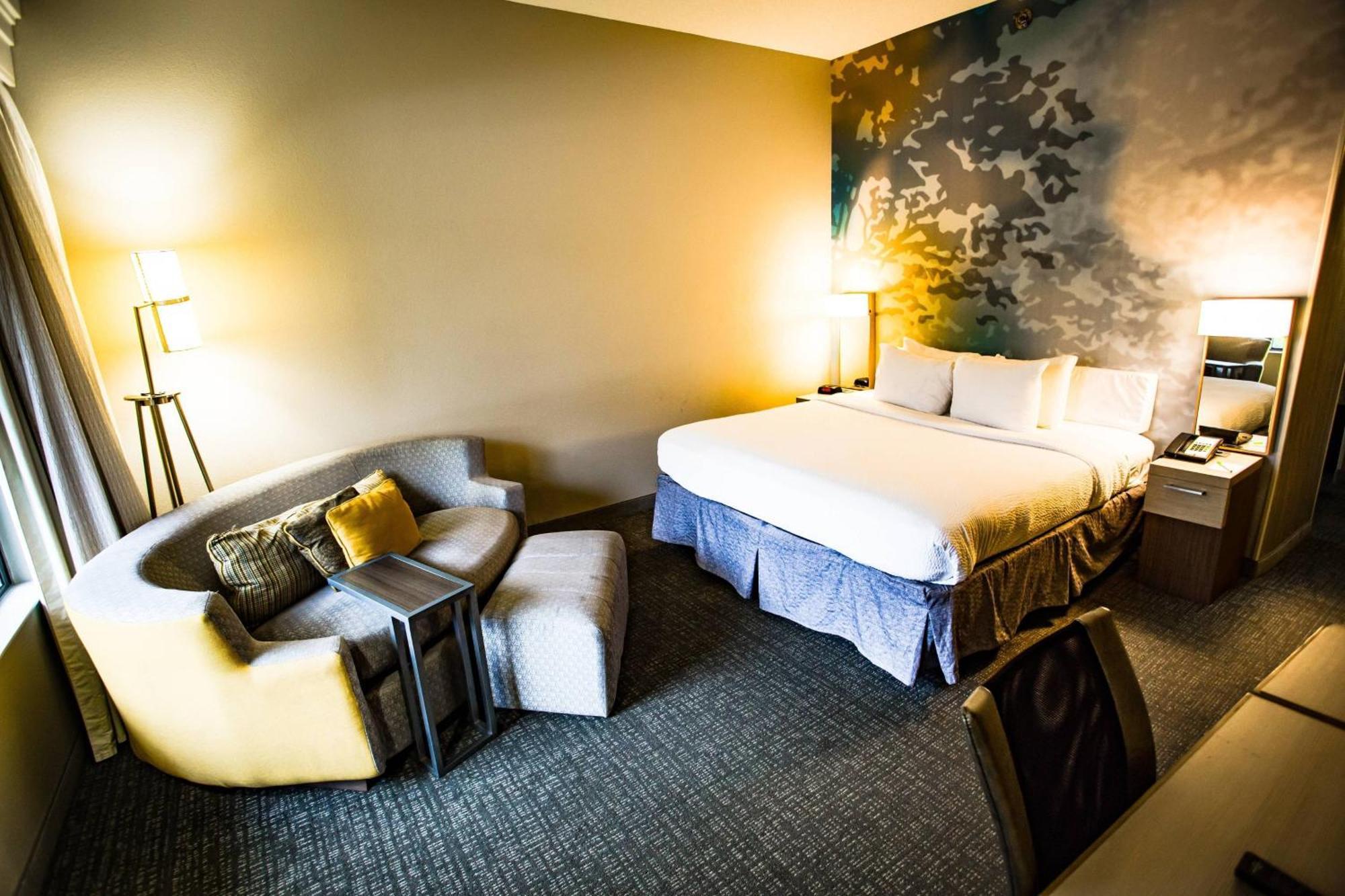 King Room with Sofa Bed