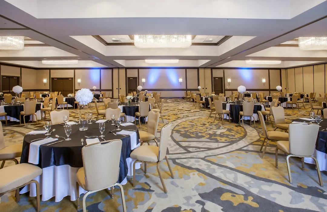 Radisson Hotel Memphis - University-1