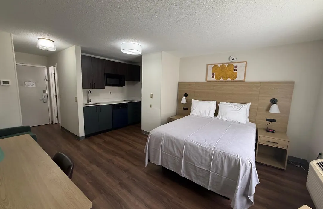 Sonesta Simply Suites Memphis-1