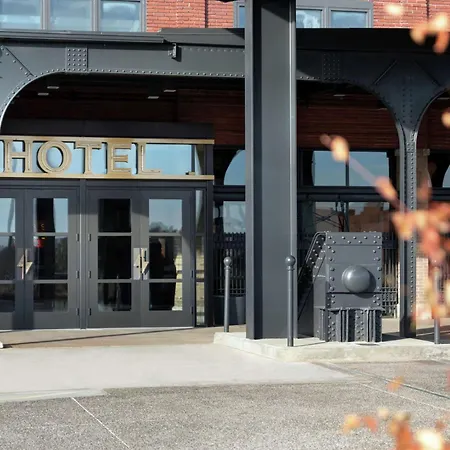 The Central Station Memphis, Curio Collection By Hilton-3