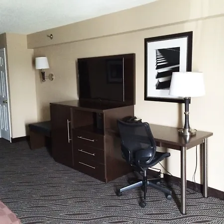 Best Western Plus Galleria Inn & Suites-2