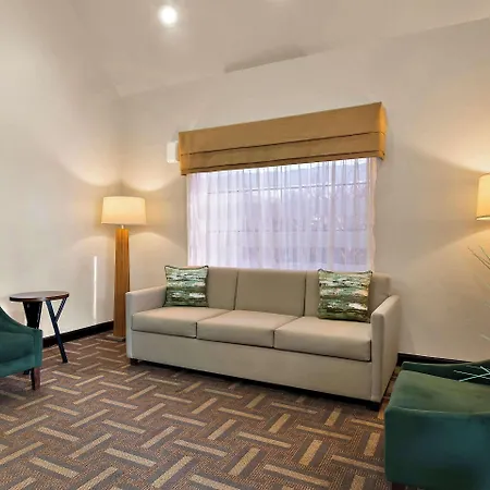 Quality Inn Memphis Northeast Near I-40-3