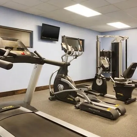 Townhome Inn & Suites By Ihg-2