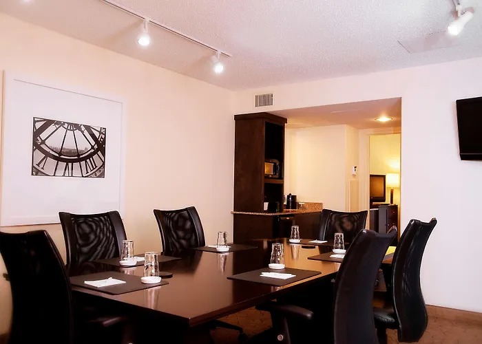 Embassy Suites By Hilton Memphis East Germantown Area