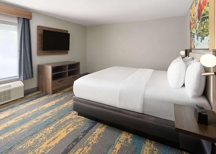La Quinta Inn & Suites By Wyndham Memphis I-240