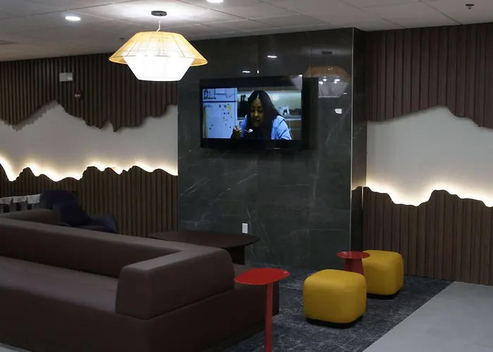 La Quinta Inn & Suites By Wyndham Memphis East
