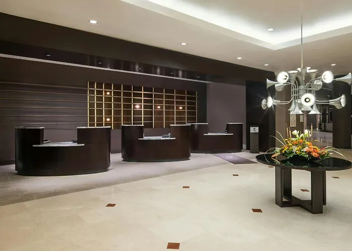 Memphis Riverline Hotel