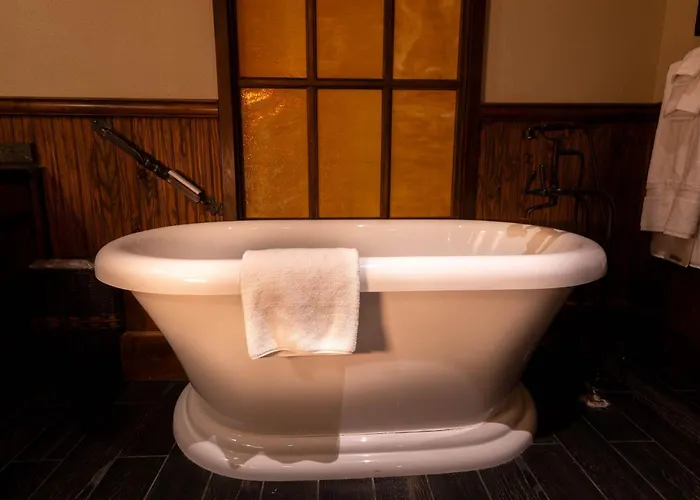 Big Cypress Lodge Memphis